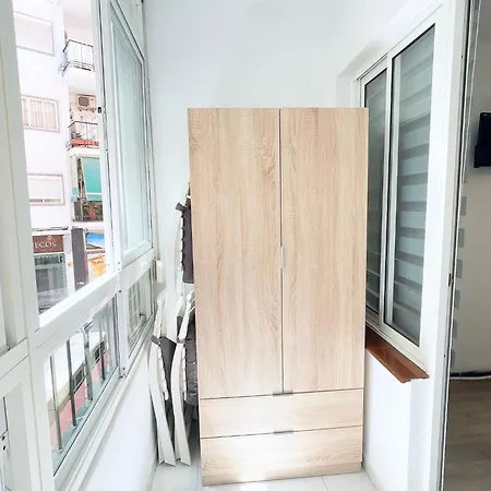 Estudio En El Centro De By Bebalmy * توريمولينوس