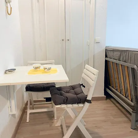 Estudio En El Centro De By Bebalmy